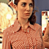 Alison Brie GIFs_5fe4a7504b368.gif