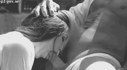 Holly Michaels sucking it_6022d4766a5b5.gif