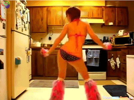 hot teen in bikini dancing_6022f1cae321c.gif
