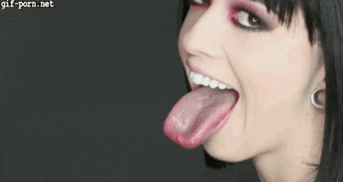 Naughty Larkin Love showing her special skill_6022d66a5e8ff.gif