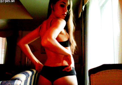 Sasha Grey posing in Sexy Lingerie_6022e421d85f8.gif