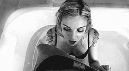 Sienna Milano Loves Big Dicks_6022d0d2946da.gif