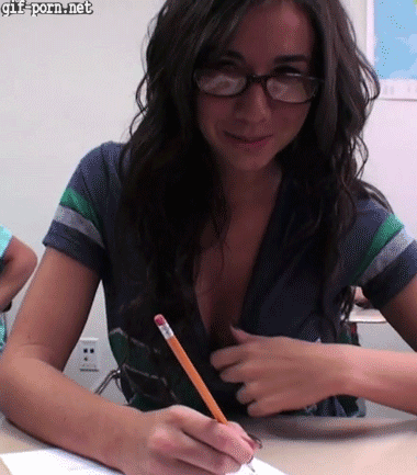 stephani moretti_6022ee3f9894c.gif