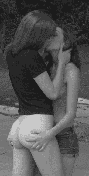 topless & bottomless girls kissing_6022f5c103cab.gif