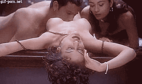Young Alyssa Milano topless_6022d760df65c.gif