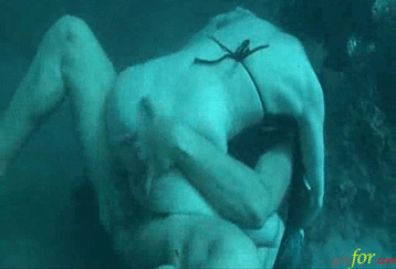 Underwater Hardcore Sex…_619d836440868.gif