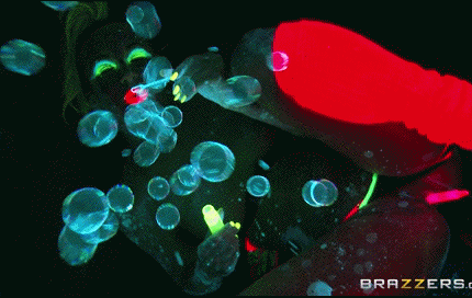 Jada Stevens – Blacklight Booty – Brazzers_66985fe26a4da.gif
