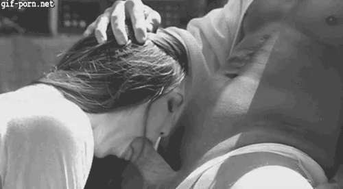 Holly Michaels sucks dick beautifully_69cffd8660cac.gif